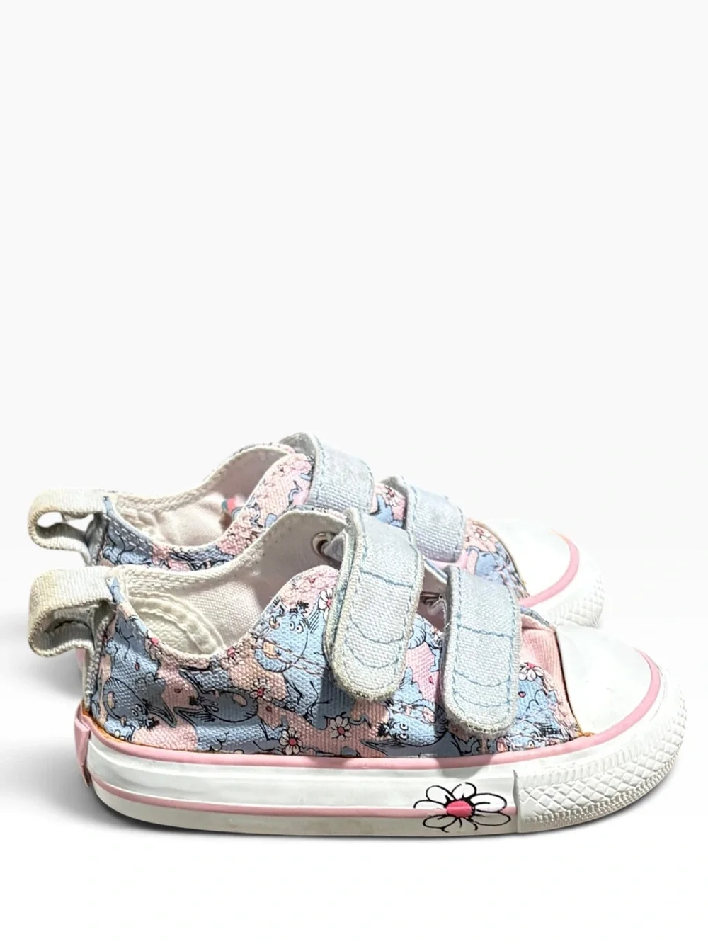 Converse floral velcro